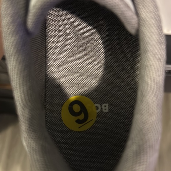 HIGO BOSS WHITE TRAINERS - Picture 3 of 5